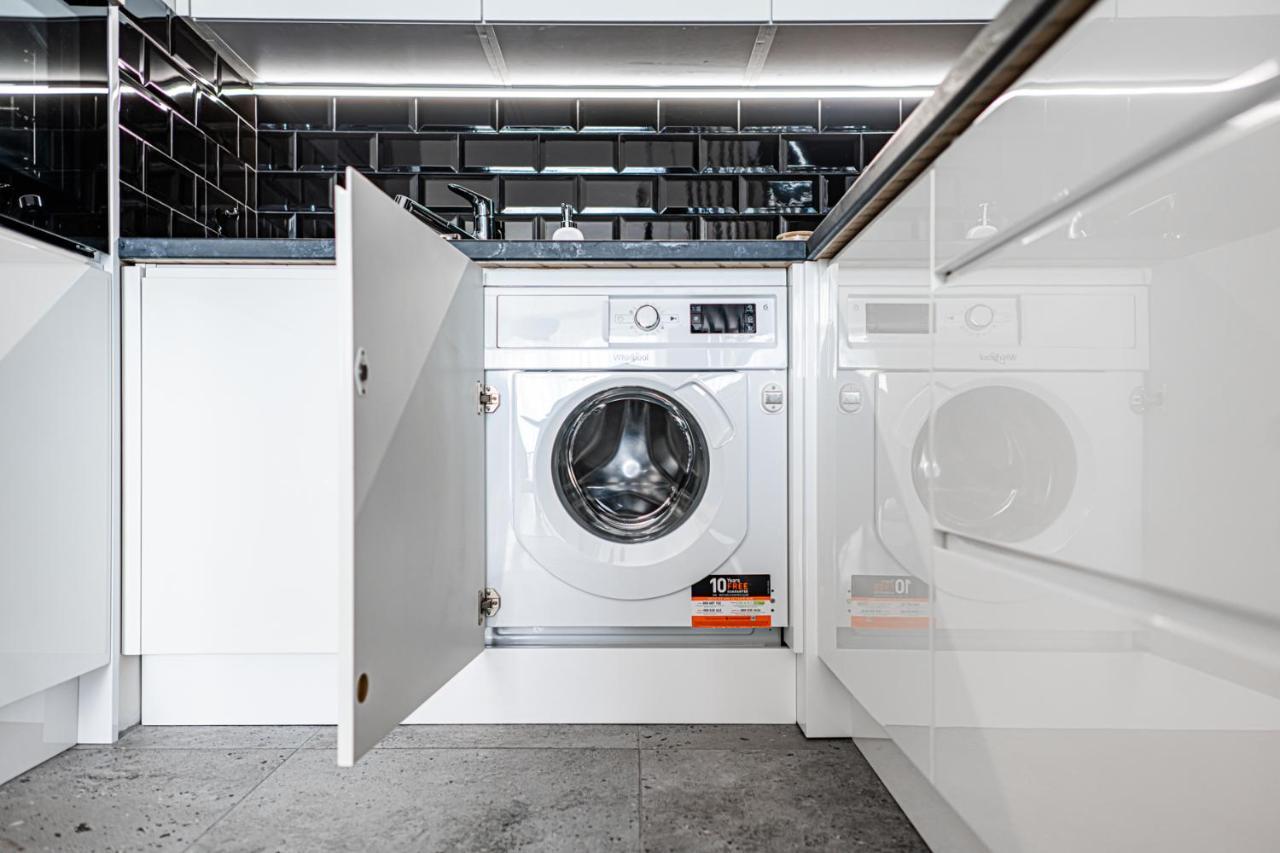 Apartment 24H With Free Garage And Ac Jagielly 5 Wroclaw Ngoại thất bức ảnh